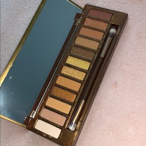 Naked urbandecay honey pallet